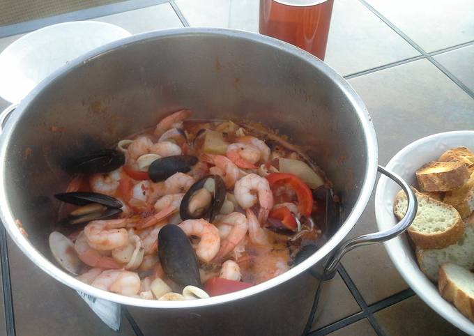 How to Prepare Homemade Easy Cioppino