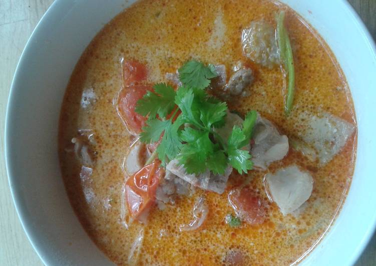 Step-by-Step Guide to Make Super Quick Homemade Tom Yum chicken