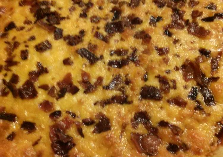 Recipe of Homemade Nikki&#39;s Kickin&#39; BBQ Chicken &amp;Bacon Pizza