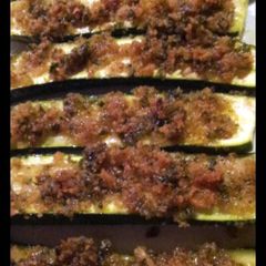 A picture of AMIEs ZUCCHINI al FORNO(Baked Courgettes with Mint and Garlic Stuffing).
