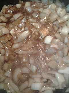 A picture of Caramelized onions with balsamic vinegar.