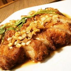 A picture of Tender & Juicy Yu Lin Chi (Chinese Deep-fried Chicken).