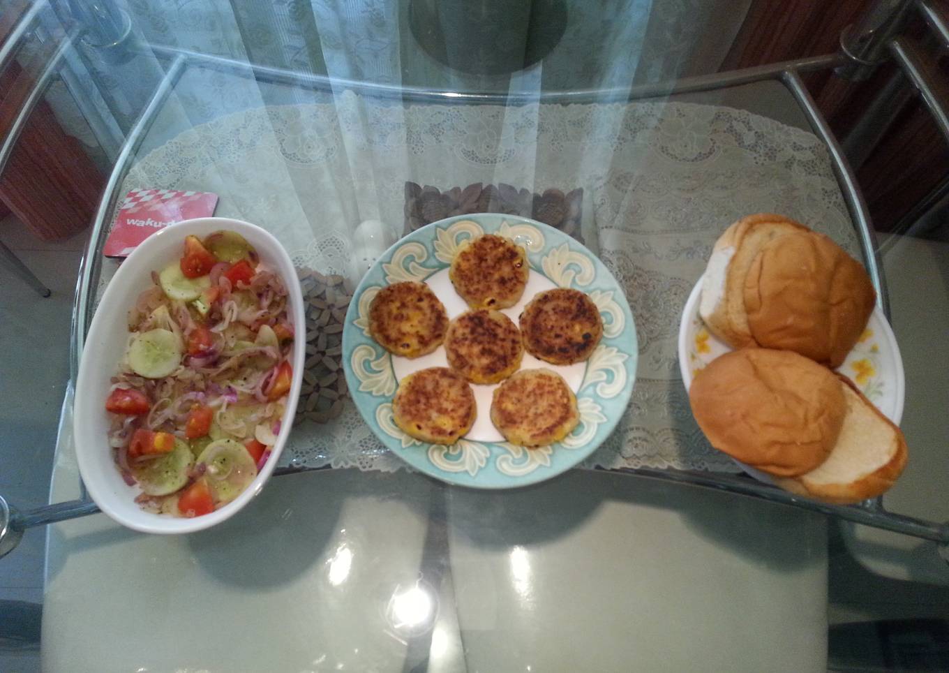 Sunday Burger with Butter Tossed Veggies