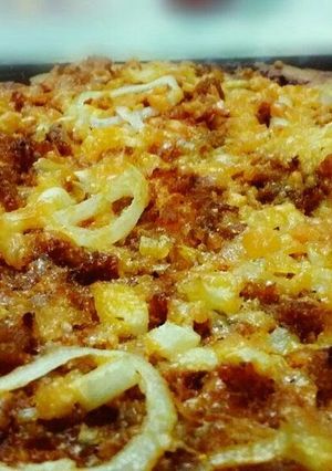 A picture of Super Thin Crust Pizza ( Beef ).