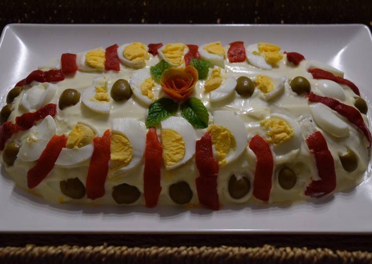 Ensaladilla rusa con merluza