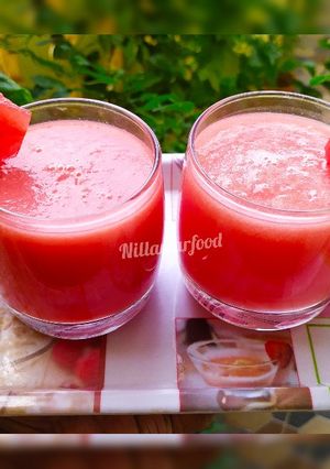 A picture of Watermelon smoothie.