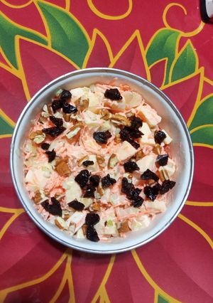 Una foto de Ensalada de manzana con zanahoria