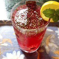 A picture of Refreshing red drink.