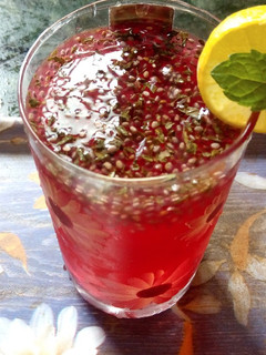 A picture of Refreshing red drink.