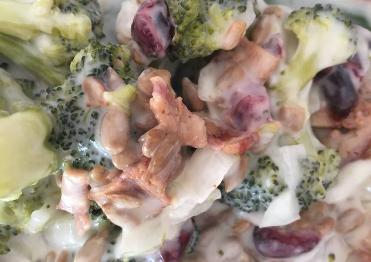 Step-by-Step Guide to Prepare Favorite Broccoli Slaw