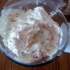 A picture of Funfetti cakebatter dip.