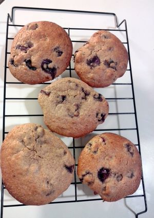 A picture of Beautiful blueberry muscovado cookies.