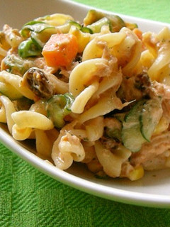 A picture of Macaroni Salad with Aurora Sauce.