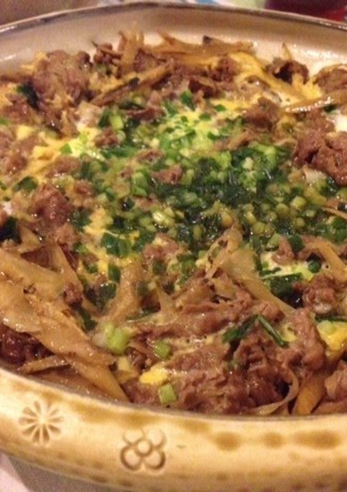 A picture of Beef and Burdock Root with Eggs.