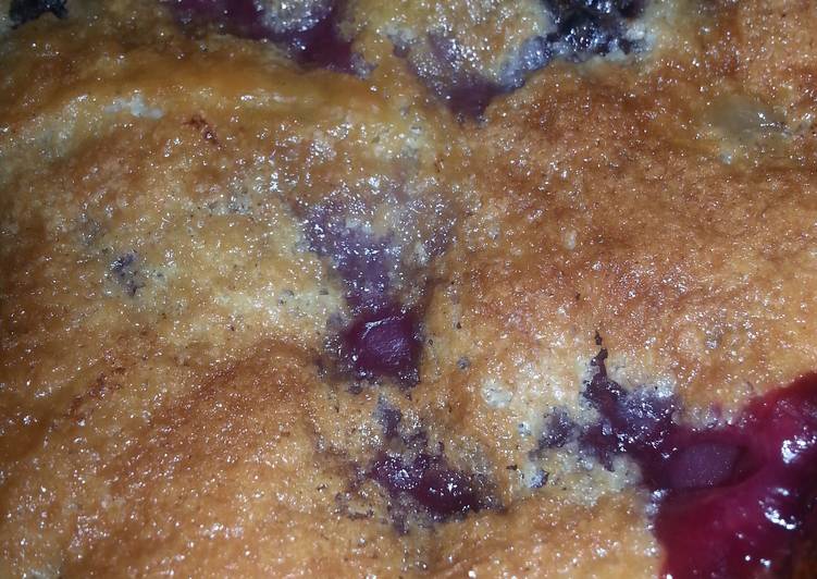 Award-winning Berry Peach Cobbler