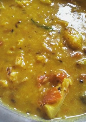 ফুলকপি দিয়ে মুগ ডাল (phulkopi moong dal recipe in Bengali) রেসিপির প্রধান ছবি