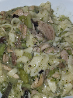 A picture of Creamy Chicken noodles.