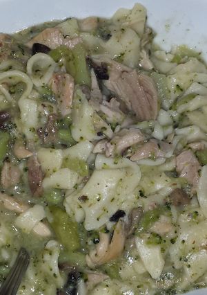 A picture of Creamy Chicken noodles.
