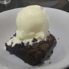 A picture of Brownie Sunday.