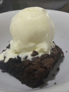 A picture of Brownie Sunday.