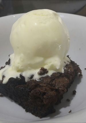 A picture of Brownie Sunday.