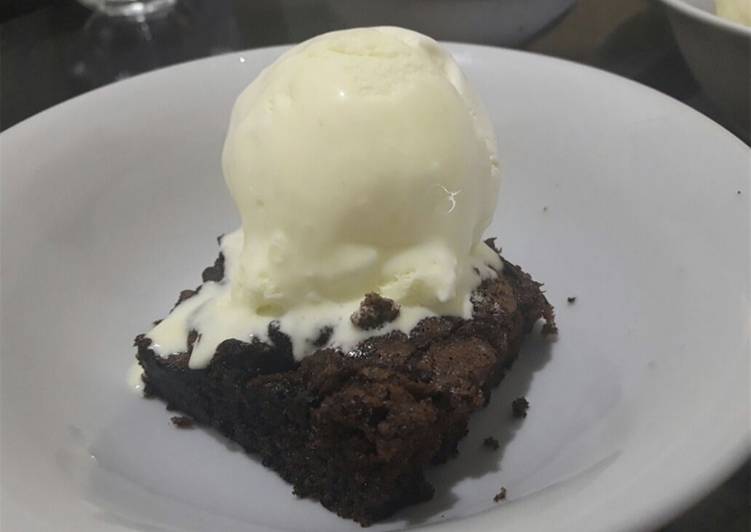 Brownie Sunday