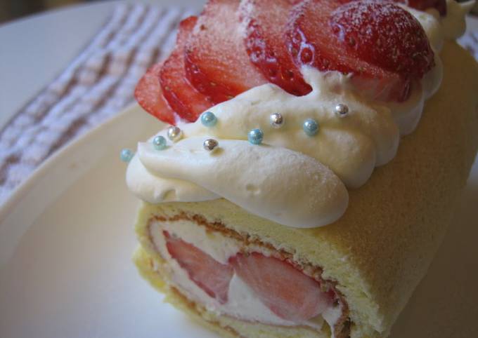 One-Egg Swiss Roll Cake, Christmas Version