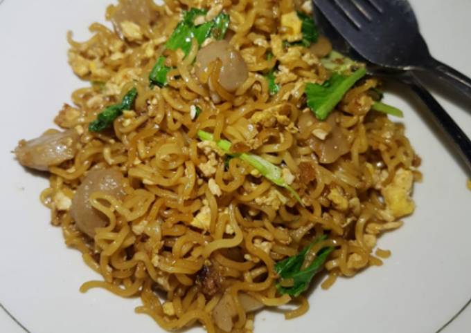 Resep Mie goreng praktis (untuk sahur) yang Lezat