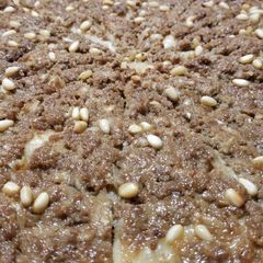 A picture of Sheik's Gourmet Pizza: The Syrian 