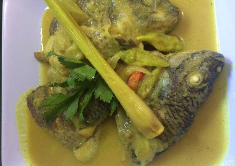 Resep Mujair masak bumbu kuning Lezat