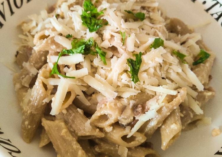 Simple Way to Make Any-night-of-the-week No Meat Mushroom Carbonara