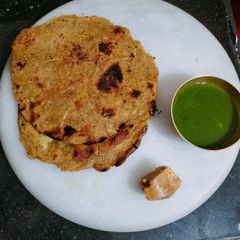 A picture of Jwar thepla.