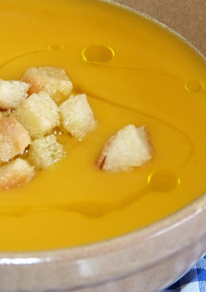 Una foto de Crema de calabaza (con y sin thermomix)