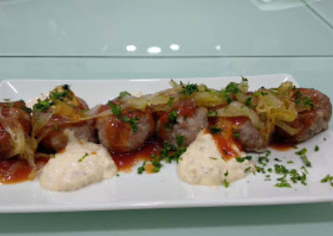 Albóndigas en salsa barbacoa