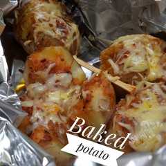 A picture of Baked potato / Kentang panggang (sarapan praktis).