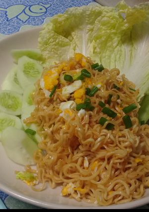 รูปของ ผัดมาม่าใส่ไข่