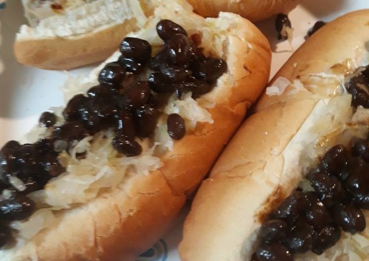 Slow Cooker Recipes for Boston Baked Beandogs