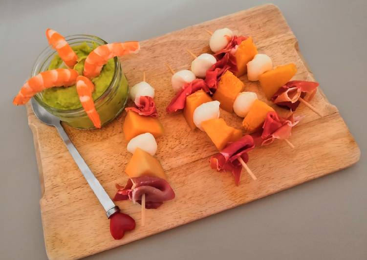 Easiest Way to Make Appetizing Brochettes fraîches et crème d'avocat