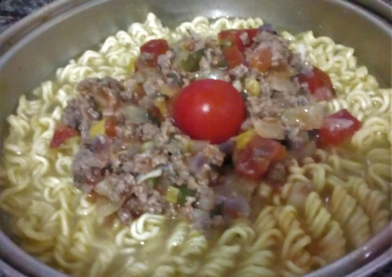 Fideos Chinos con Carne Molida