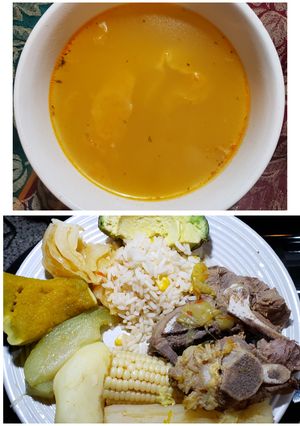 Una foto de Caldo de Res