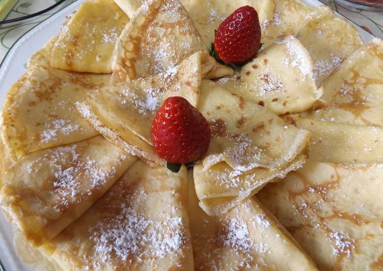 Crêpes pañuelitos con azúcar glass