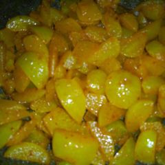 A picture of Instant Amla Pickle.