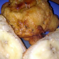 A picture of Sig's Deep-fried Bananas in Almond Batter.