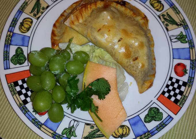 Recipe of Homemade CHICKEN &#34;ROJO &#34; EMPANADAS