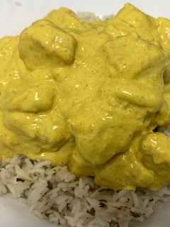 Una foto de Pollo al curry