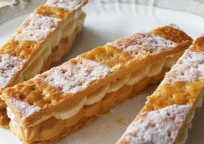 Recipe of Award-winning Caramel and Banana Mille-Feuille Using Pie Crusts