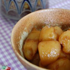 A picture of Simple and Quick Western-Style Boiled Potato Tumbles.