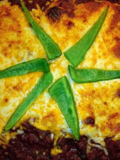 A picture of Spaghetti casserole.