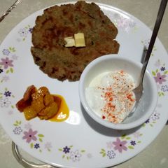 A picture of Spicy Bajra parantha.