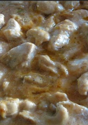 A picture of Beef Stew (Бефстроганов).